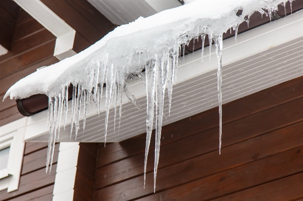 Best Ways to Prevent Ice Dams in Minnesota Winters